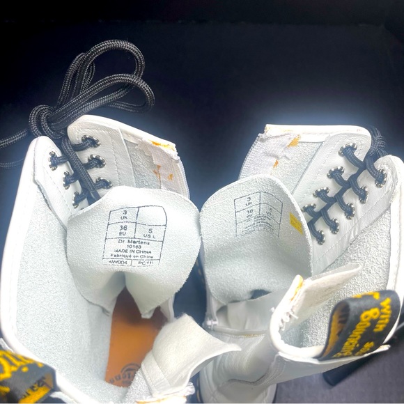 NWOB VTG Dr Martens 14 hole Tall White Boots UK 3=US 5-6 Lace up/Zip PRICE FIRM - Picture 12 of 16